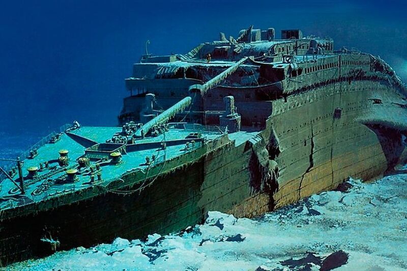 Wreckage of a ship at the bottom of the ocean